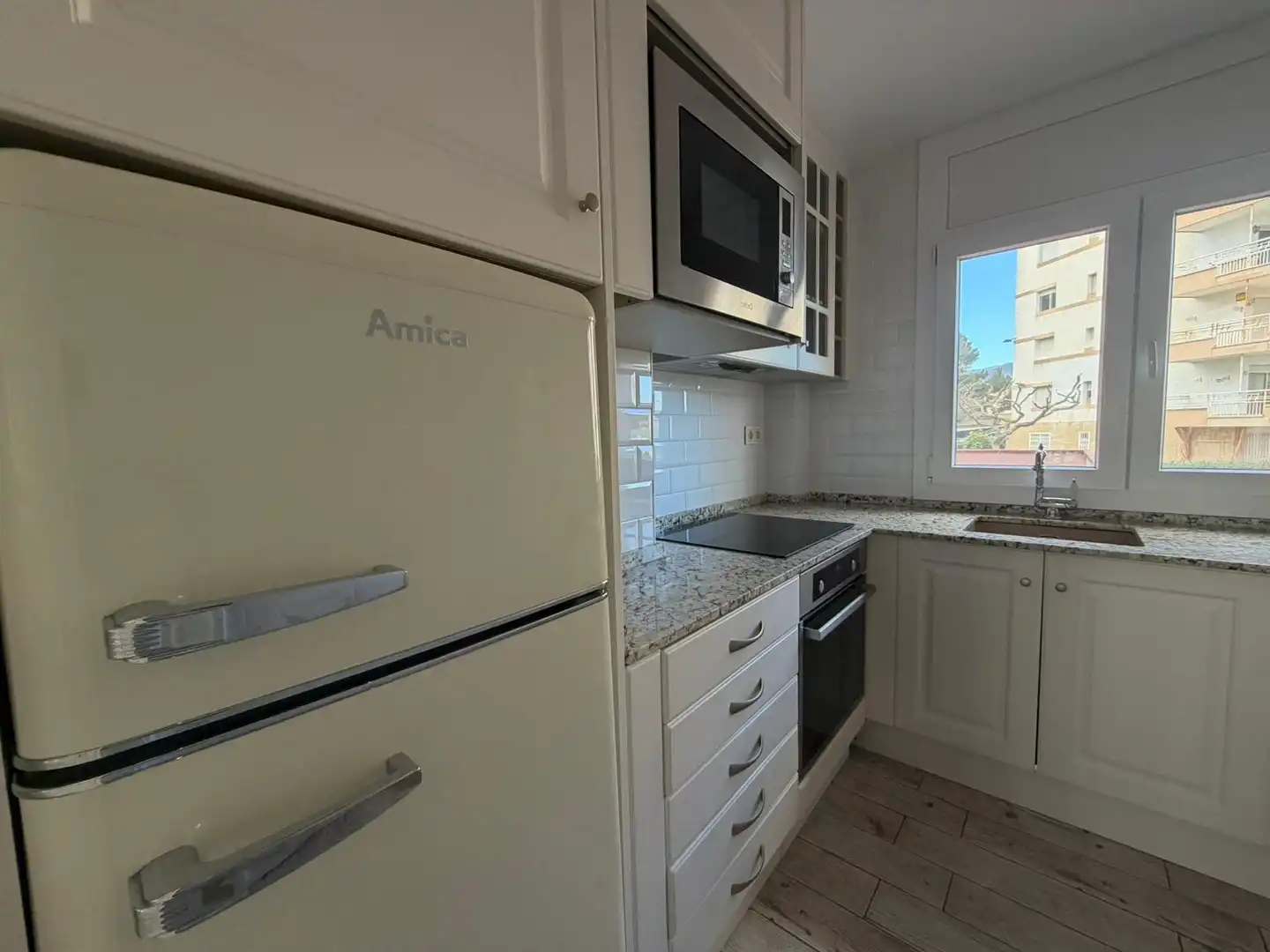Cocina de Apartamento en venta en Mont-roig del Camp con Parquet, Amueblado y Horno