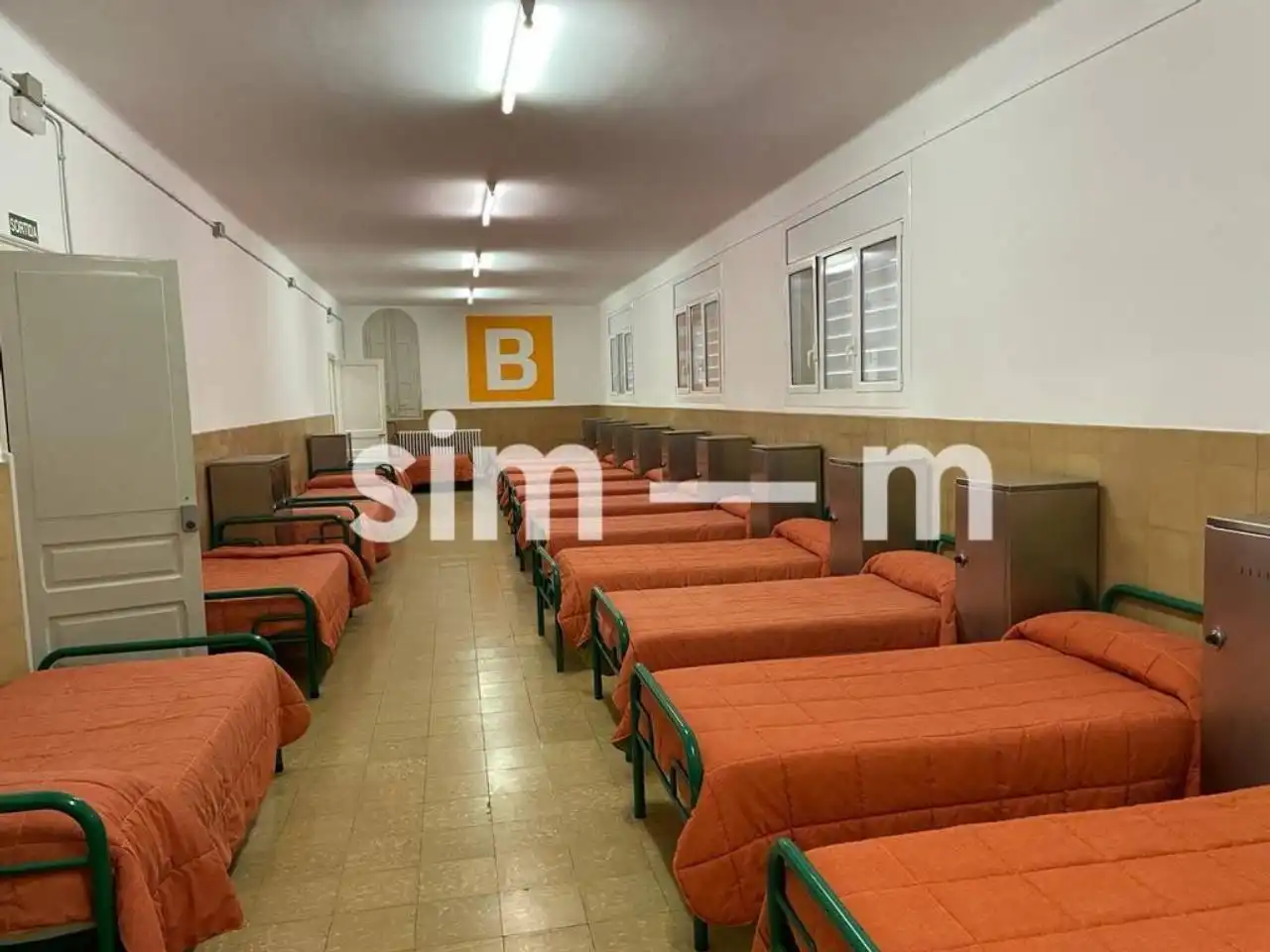 Schlafzimmer von Gebäude zum Verkauf in Tona