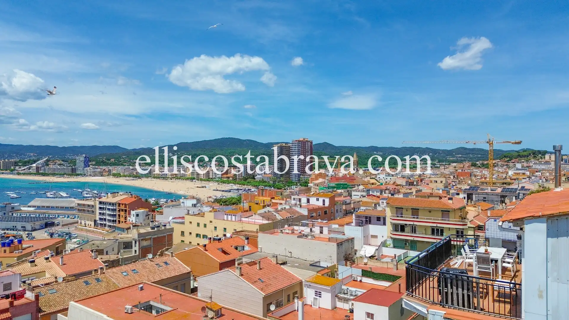 Vista exterior de Ático en venta en Palamós con Aire acondicionado, Calefacción y Parquet