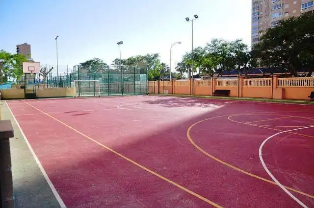 Parkplatz von Wohnungen zum Verkauf in El Campello mit Heizung, Parkett und Terrasse