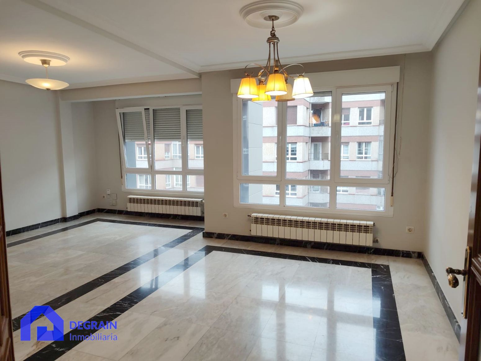 Living room of Flat to rent in Oviedo   with Heating