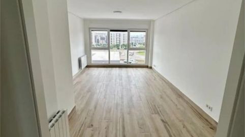 Foto 3 de Piso de alquiler en Calle Manuel Ruiz de Quevedo, 13, Peñacastillo - Nueva Montaña, Santander