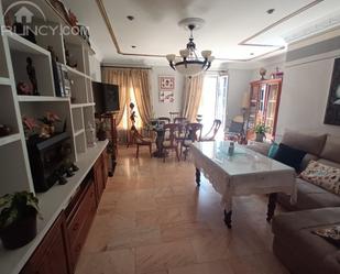 Living room of House or chalet to rent in Utrera  with Air Conditioner, Parquet flooring and Terrace