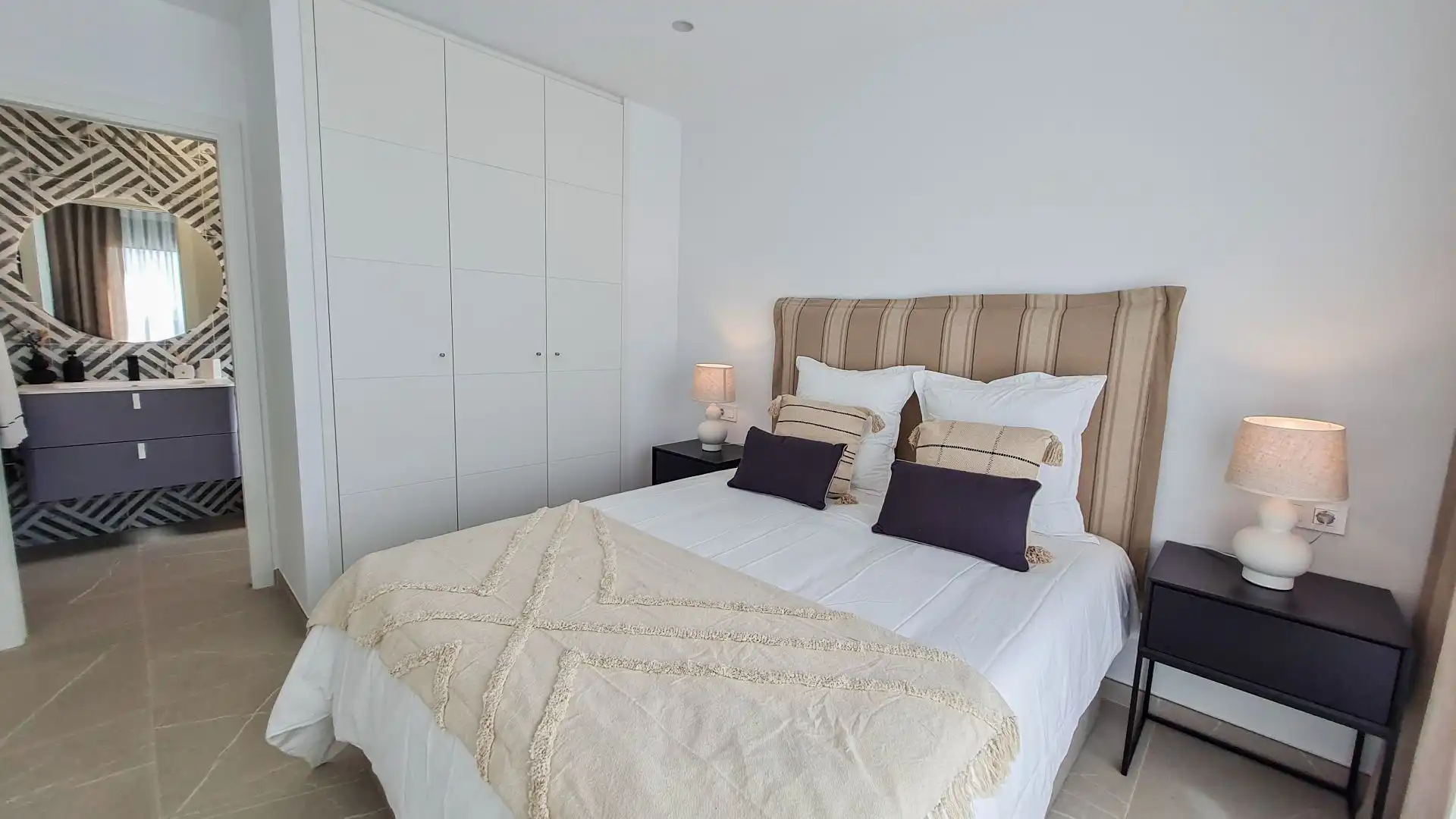 Villa avec piscine à vendre à Aviador  Miguel Galindo, imagen 12