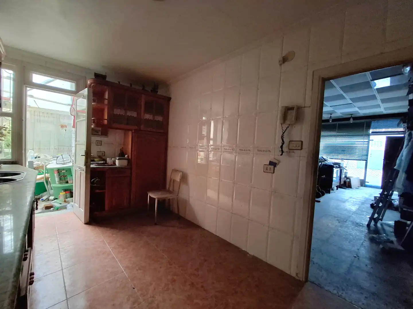Cuina de Casa o xalet en venda en Vigo  amb Calefacció, Traster i Balcó