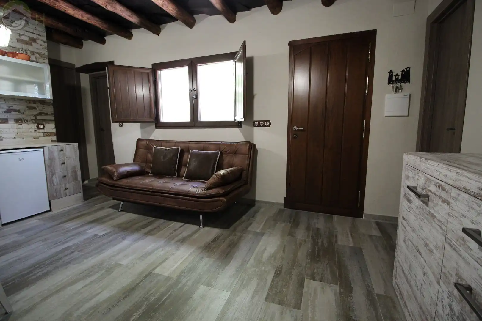 Sala d'estar de Finca rústica en venda en La Taha amb Terrassa i Moblat