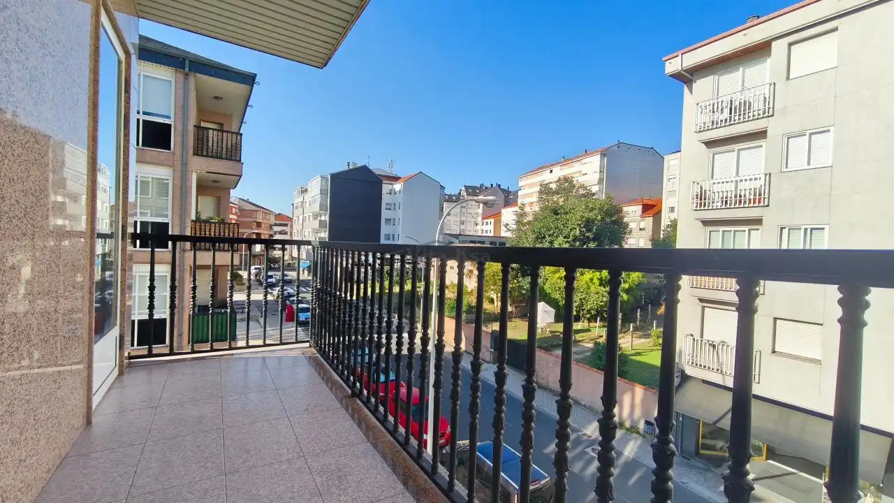 Balcony of Flat for rent in Ourense Capital   with Heating, Parquet flooring and Storage room