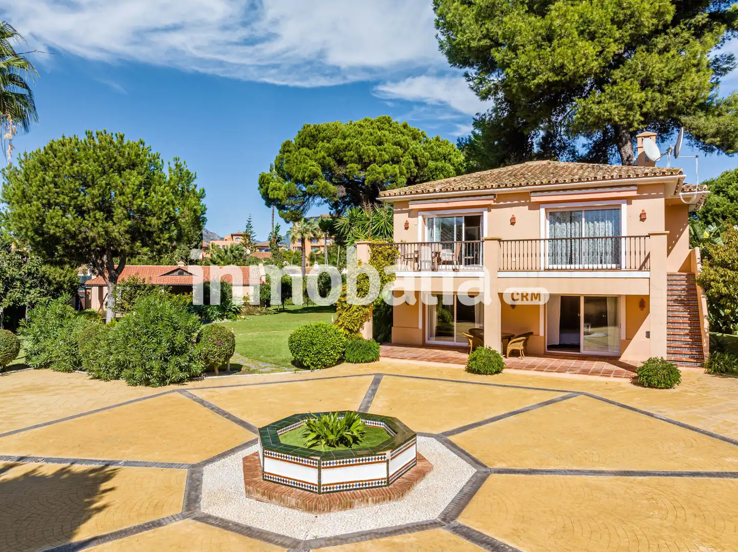 Jardí de Casa o xalet en venda en Estepona amb Aire condicionat, Jardí privat i Terrassa