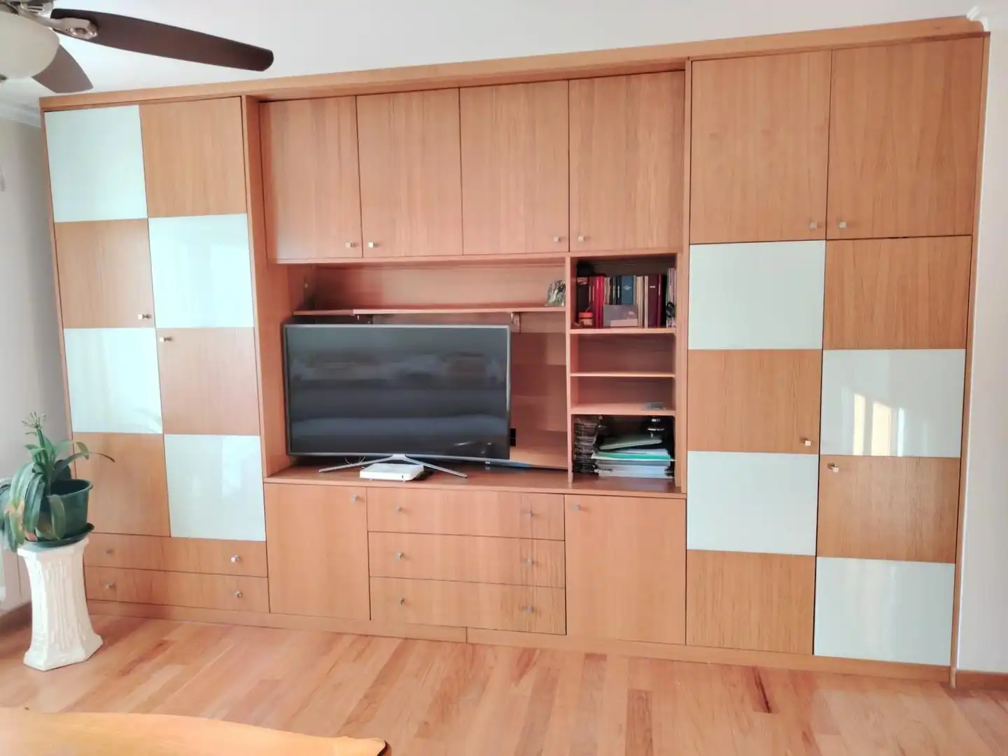 Sala de estar de Apartamento en venta en Nigrán con Calefacción, Terraza y Balcón