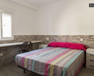 Bedroom of Flat to share in  Madrid Capital  with Air Conditioner and Terrace