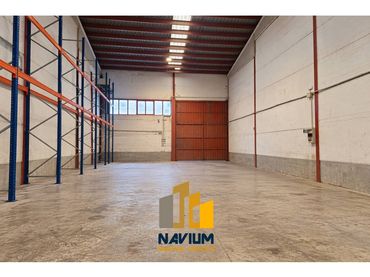 Nave industrial en venta en Altos del Olivar - El Caracol