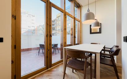 Dining room of Flat to rent in  Barcelona Capital  with Air Conditioner, Heating and Parquet flooring