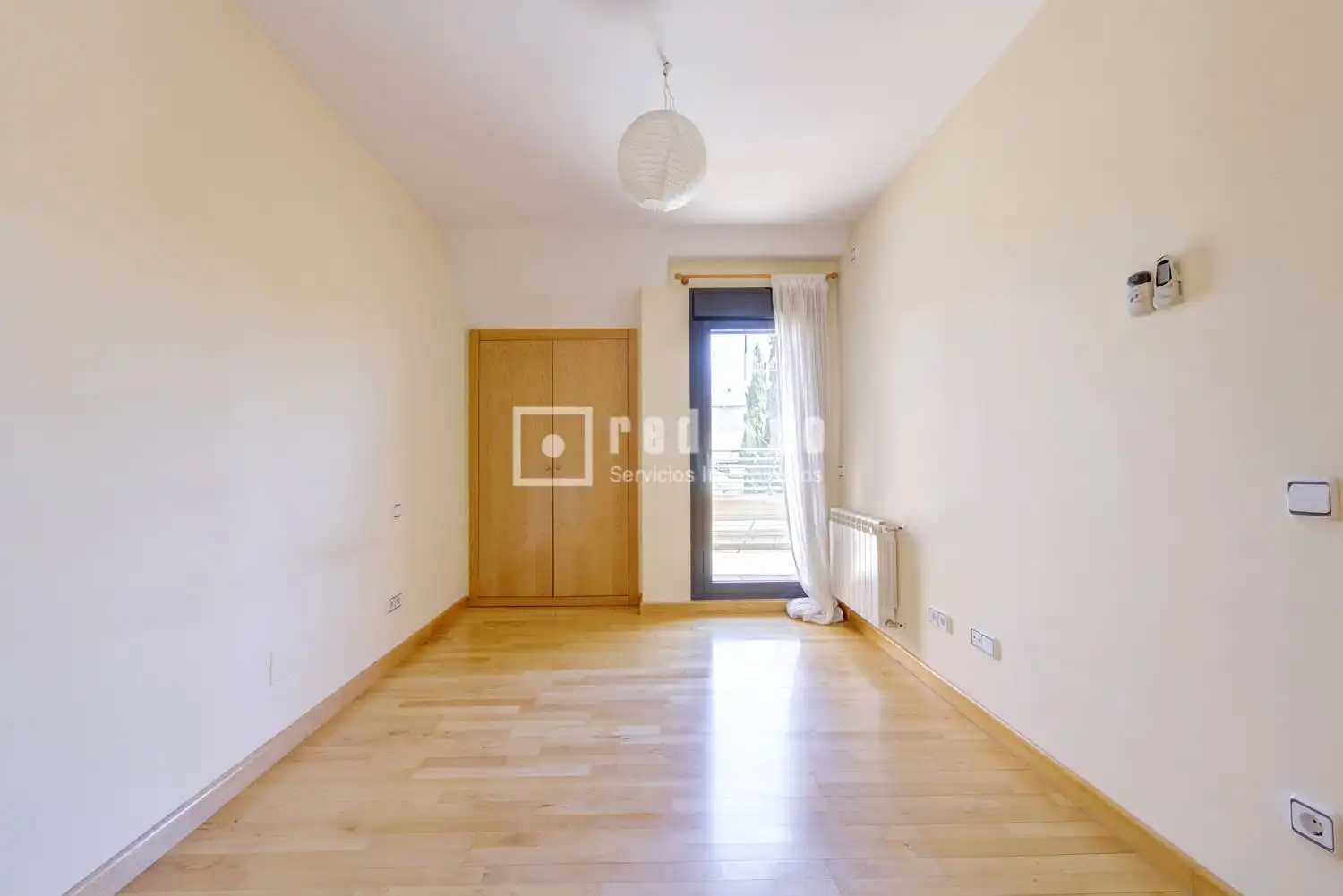 Bedroom of Duplexes for sale in Pozuelo de Alarcón  with Air Conditioner, Heating and Private garden