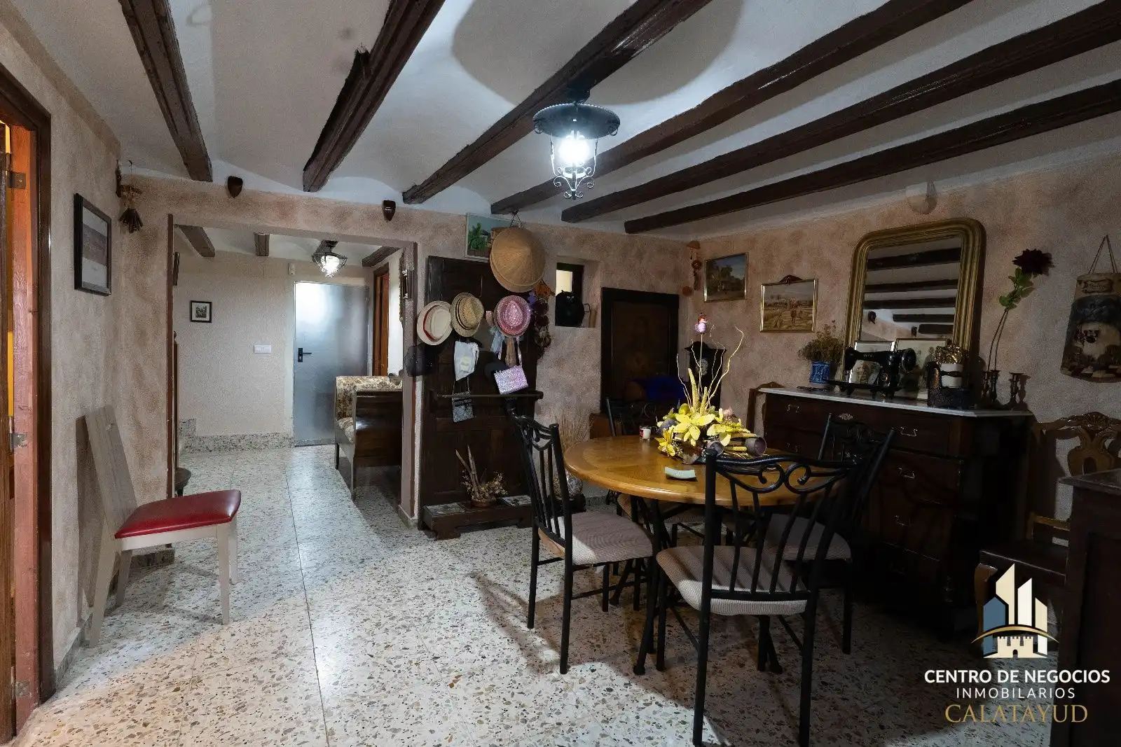 Menjador de Casa o xalet en venda en Villalba de Perejil amb Calefacció, Parquet i Terrassa