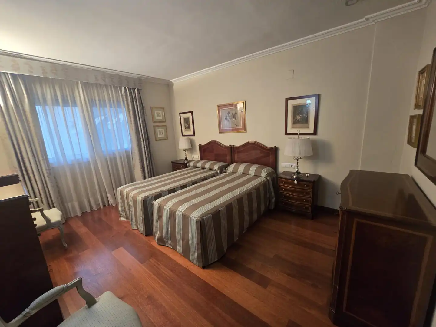 Bedroom of Flat for rent in Valencia  with Air Conditioner, Heating and Parquet flooring
