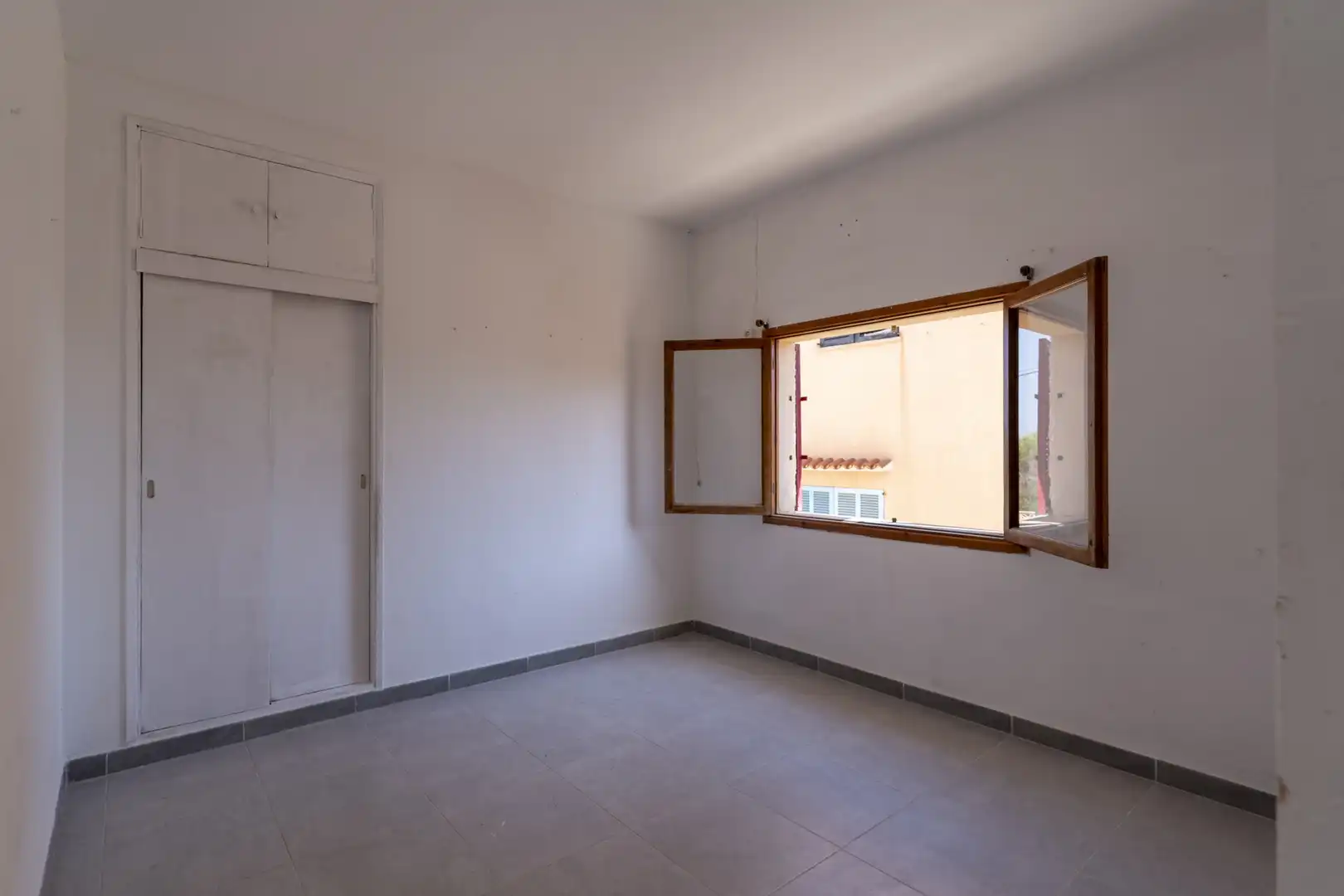 Ground floor for sale in Cala Llombards