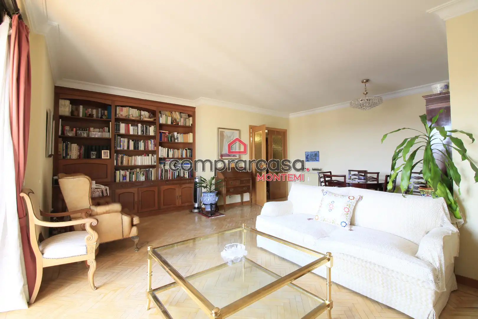 Wohnzimmer von Wohnung zum Verkauf in Madrid mit Heizung, Parkett und Terrasse