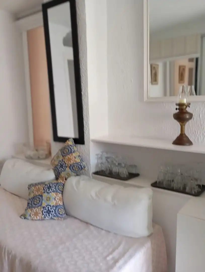 Sala de estar de Estudio en venta en Benalmádena con Piscina y Piscina comunitaria