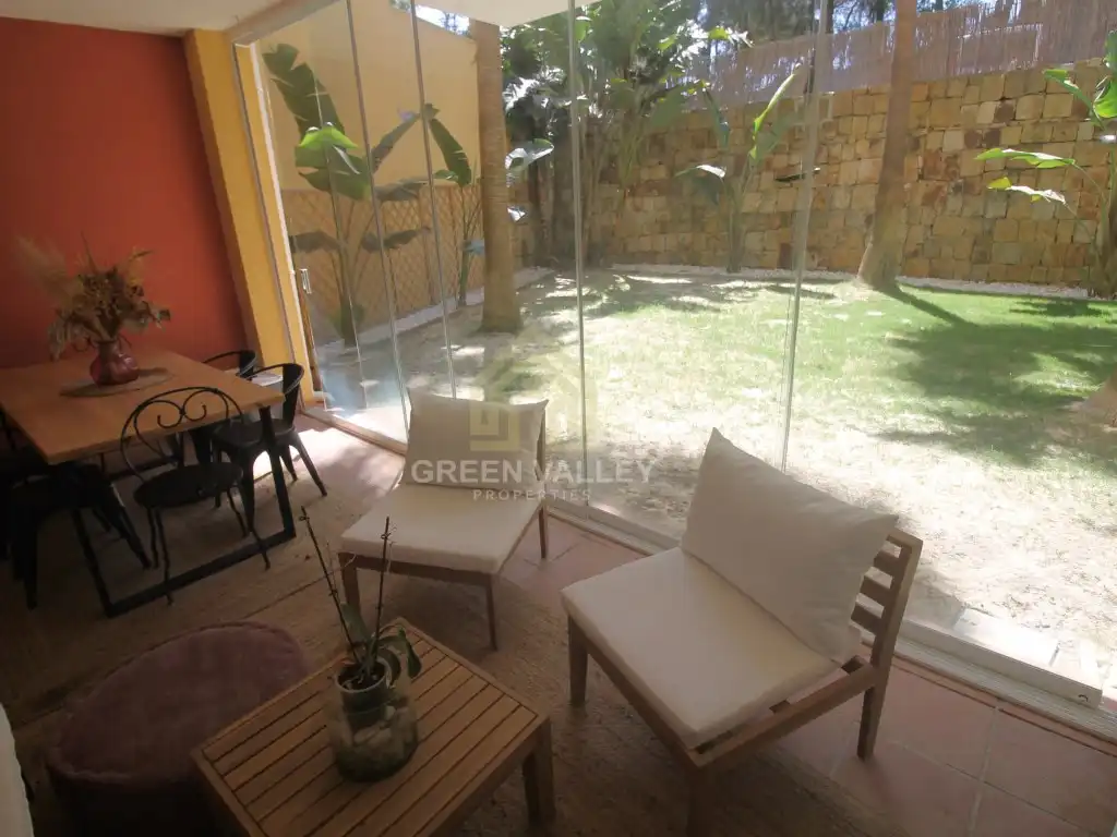 Garten von Wohnungen zum Verkauf in Sotogrande mit Klimaanlage, Heizung und Privatgarten