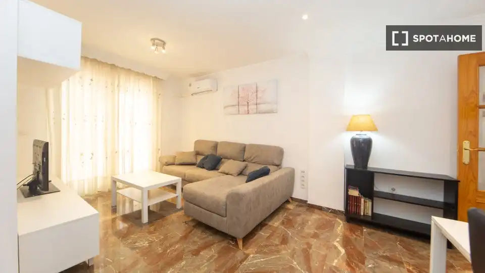 Room in Barrio de Zaidín