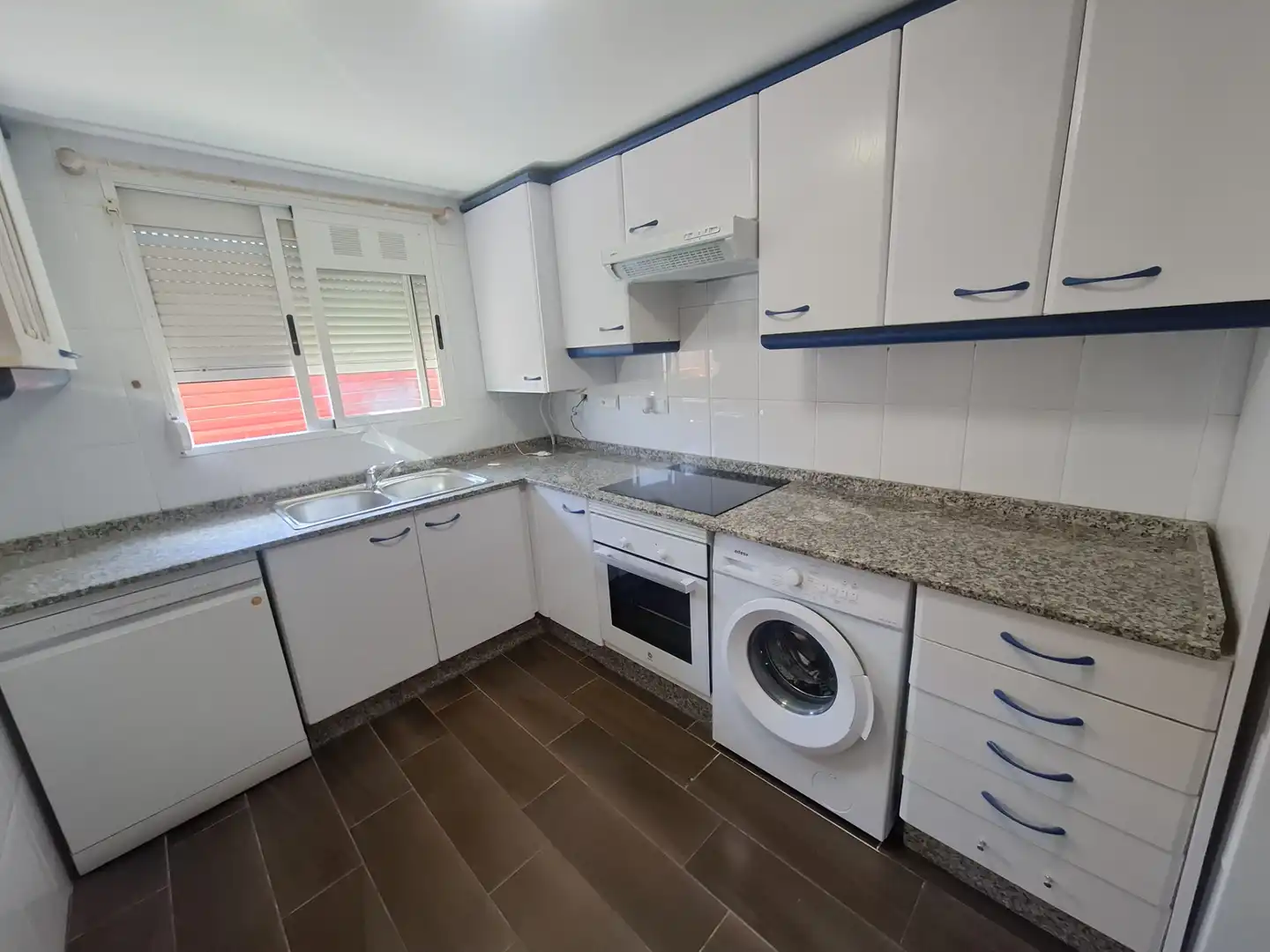 Piso de alquiler en Carrer de les Sureres, La Llum