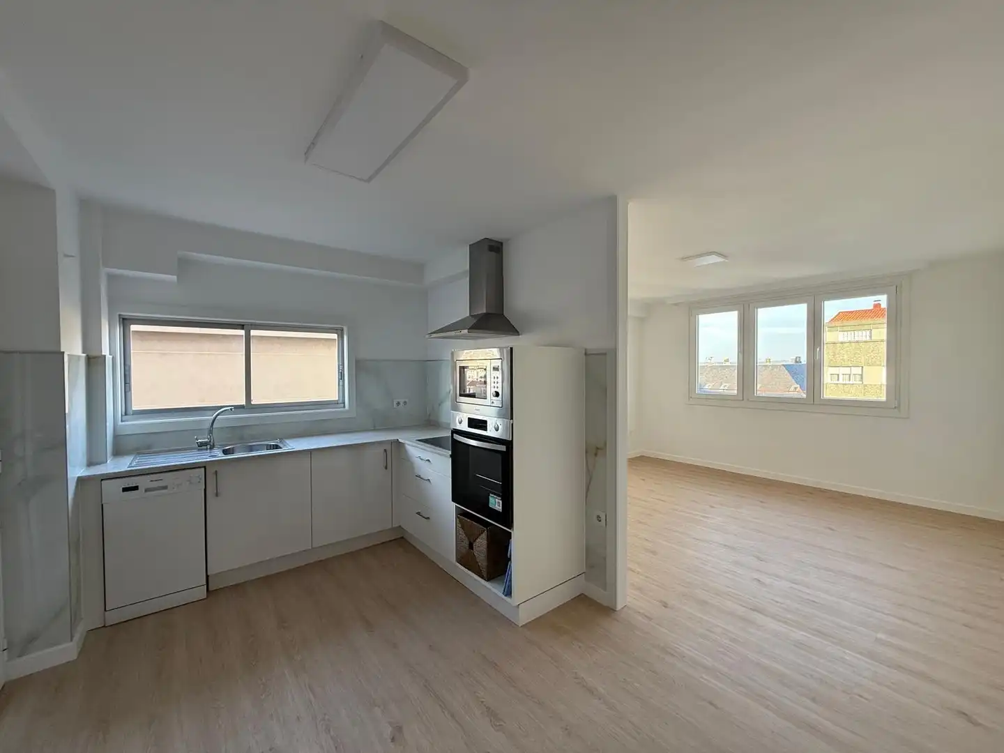 Cuina de Apartament en venda en A Coruña Capital  amb Traster