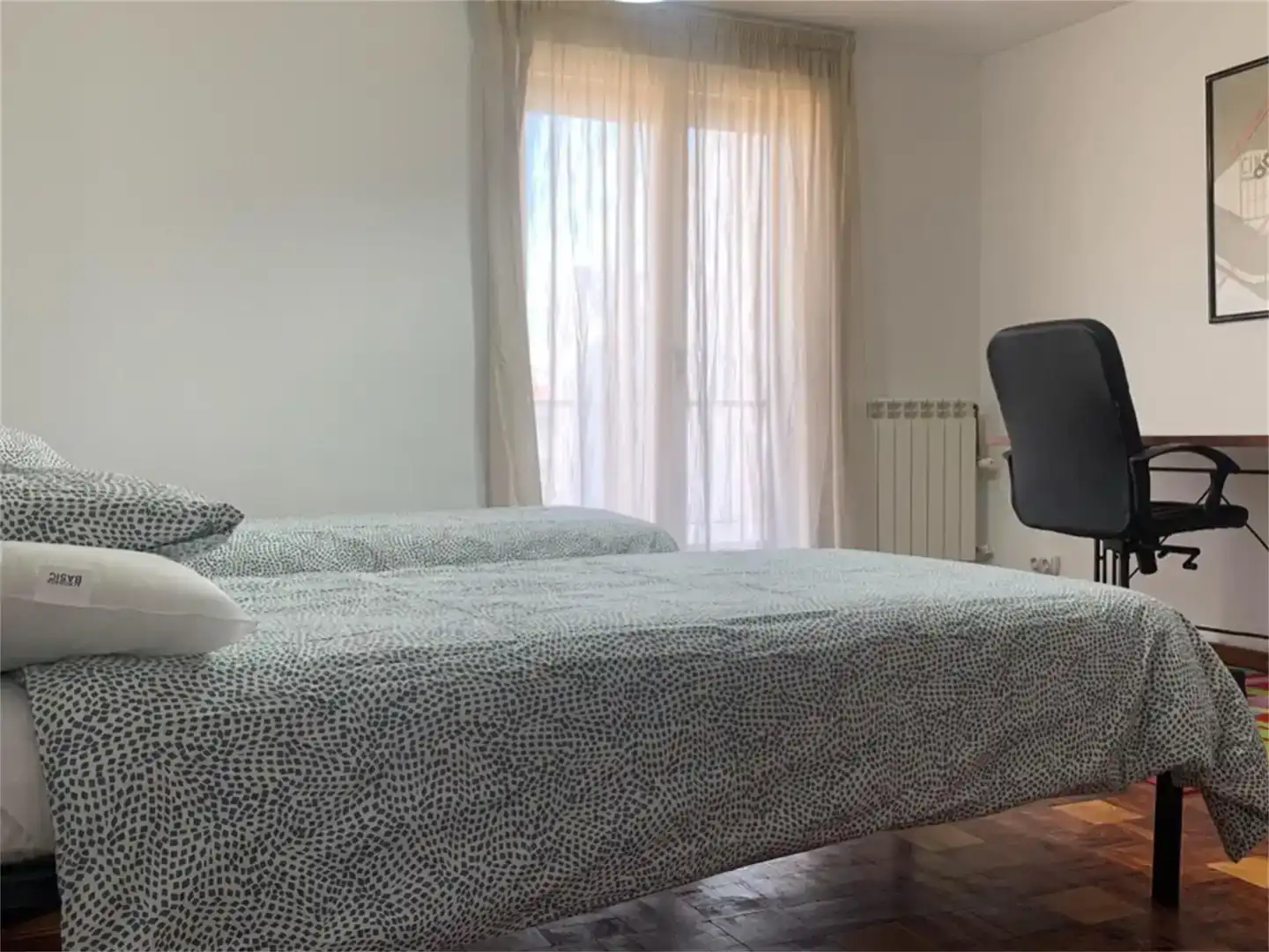 Schlafzimmer von Wohnung zur Miete in León Capital  mit Balkon