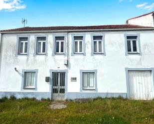 Vista exterior de Casa o xalet en venda en Narón amb Jardí privat i Traster