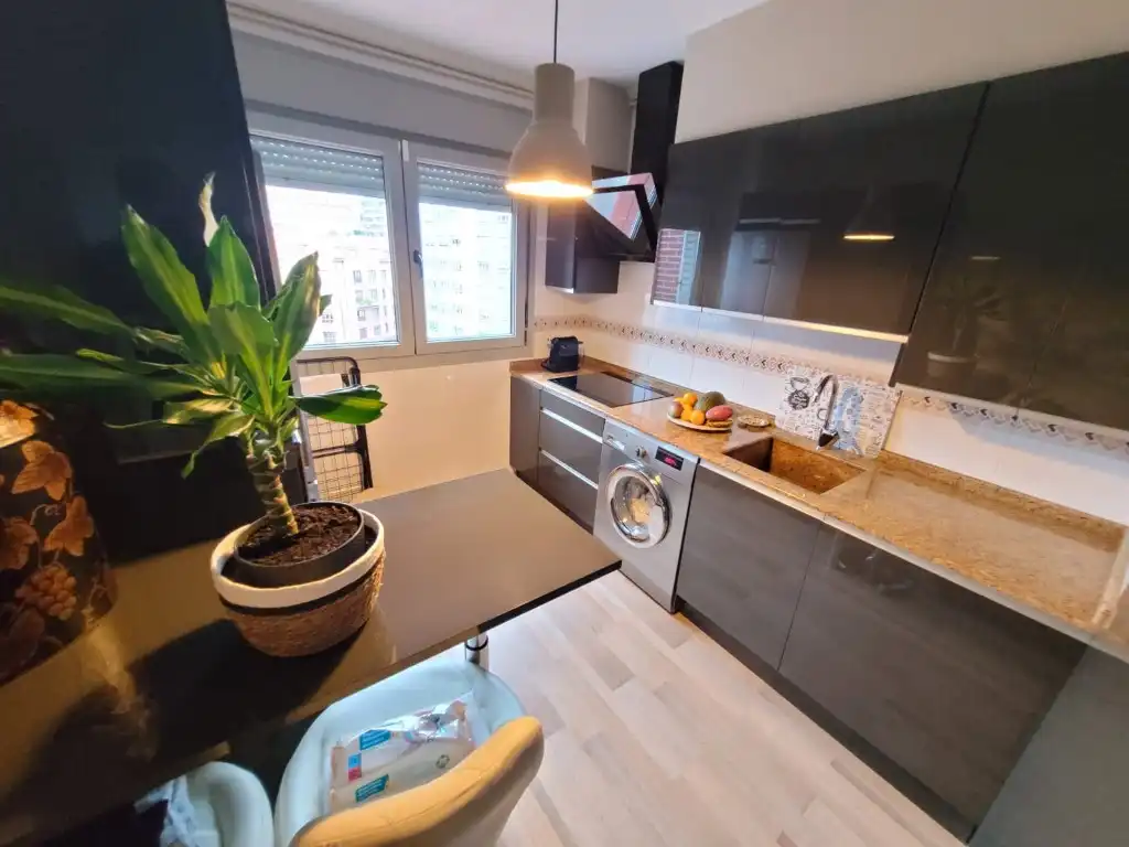 Kitchen of Flat for sale in Avilés  with Furnished
