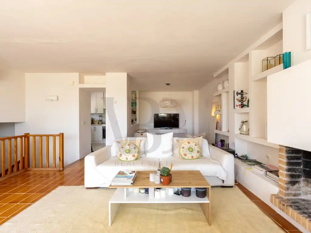 Sala d'estar de Casa adosada de lloguer en Santa Eulària des Riu amb Aire condicionat i Piscina comunitària