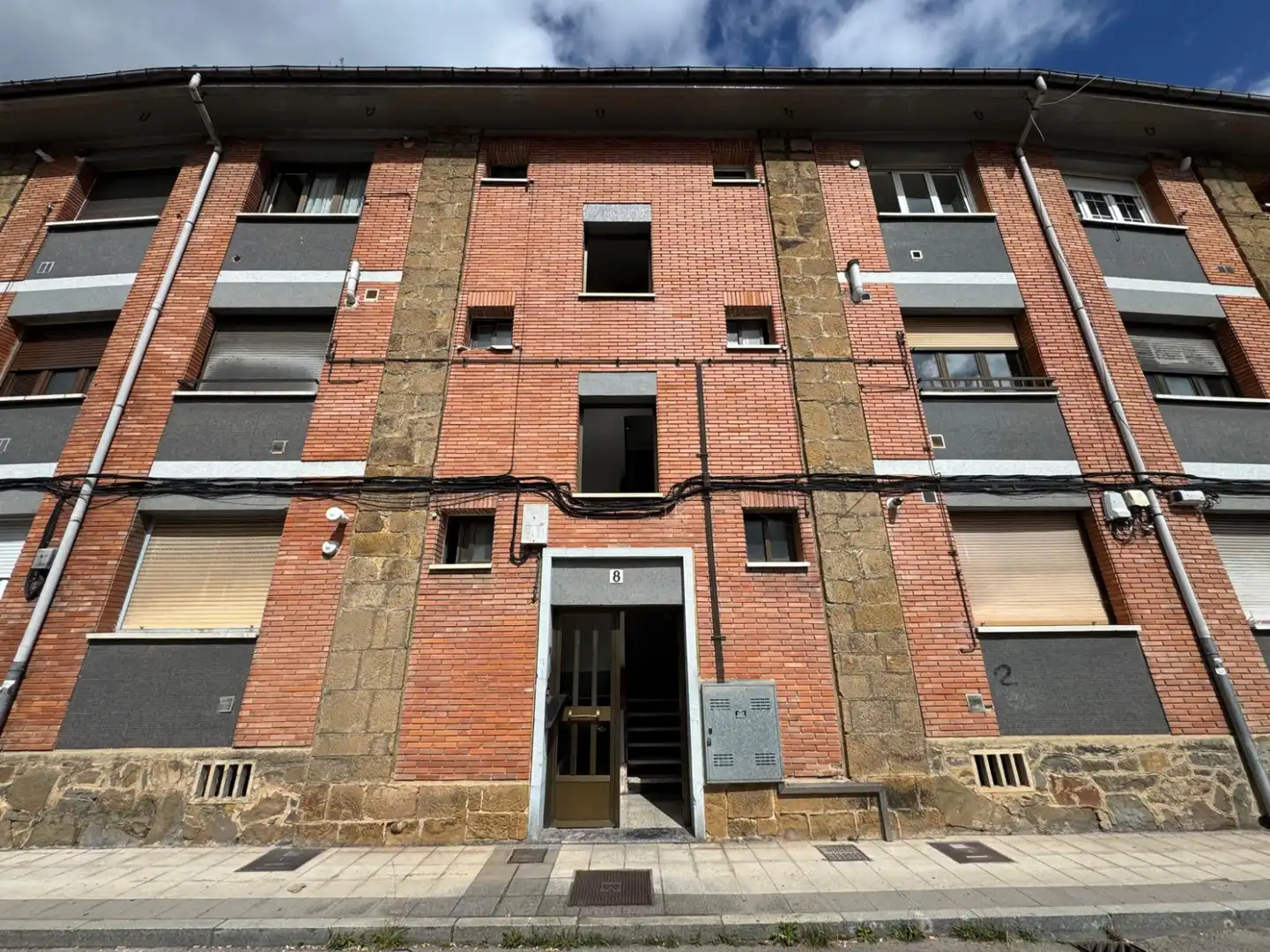 Exterior view of Flat for sale in Aller  with Storage room