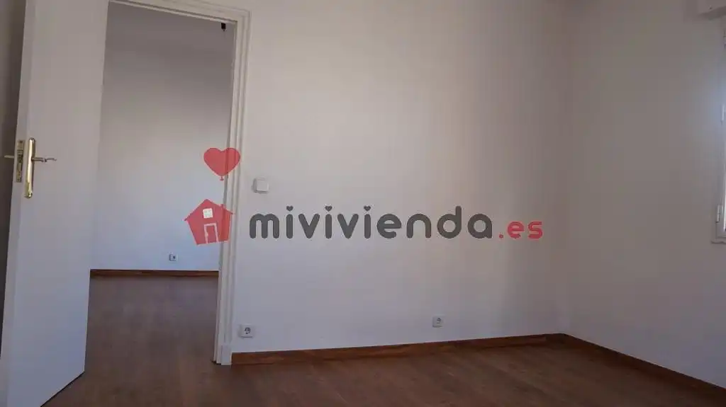 Wohnung zur Miete in Plaza de la Virgen del Romero, Concepción