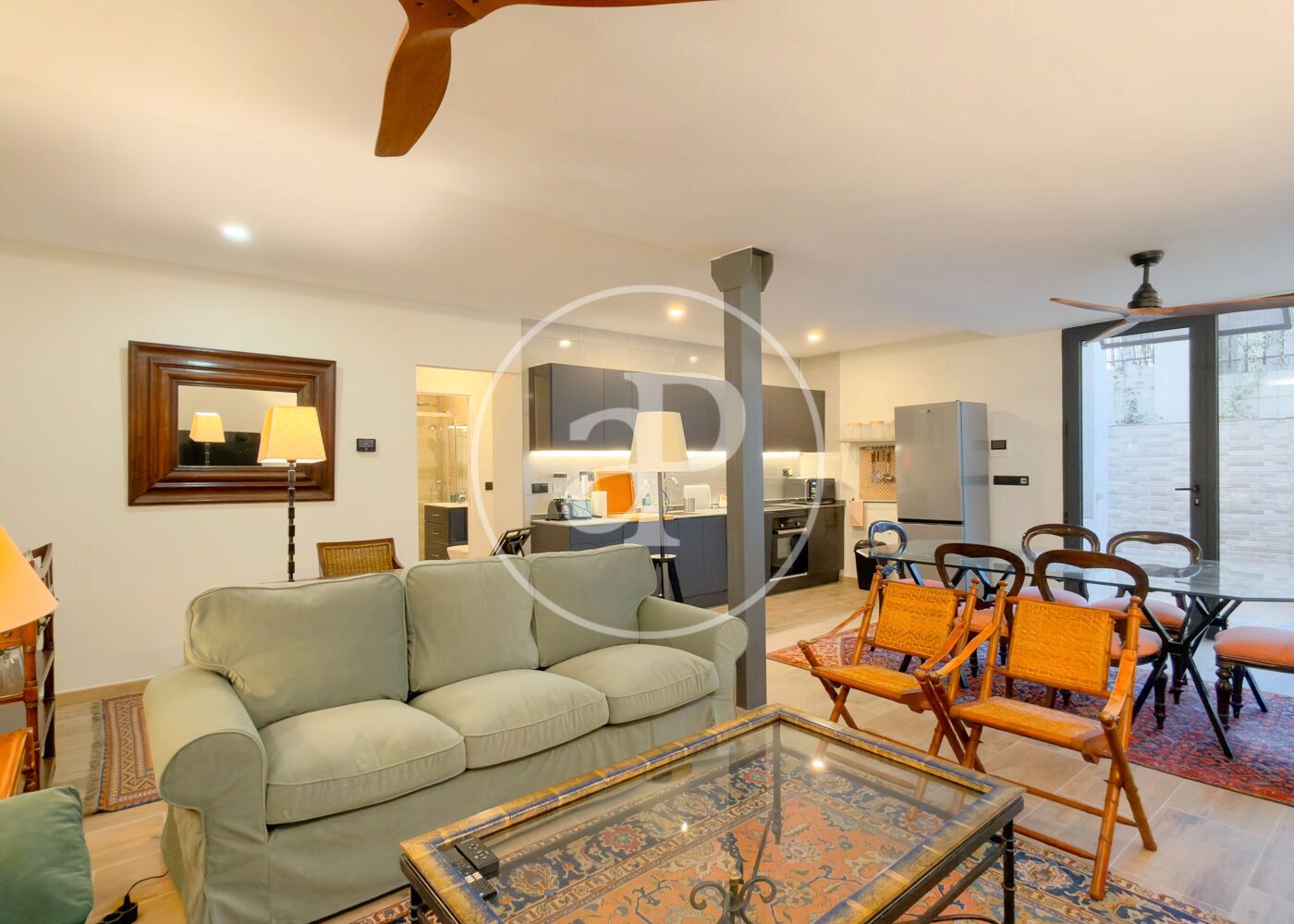 Sala d'estar de Pis de lloguer en  Madrid Capital amb Aire condicionat, Calefacció i Jardí privat