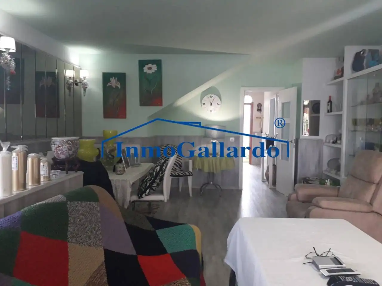 Sala d'estar de Casa o xalet en venda en Málaga amb Aire condicionat, Terrassa i Piscina comunitària