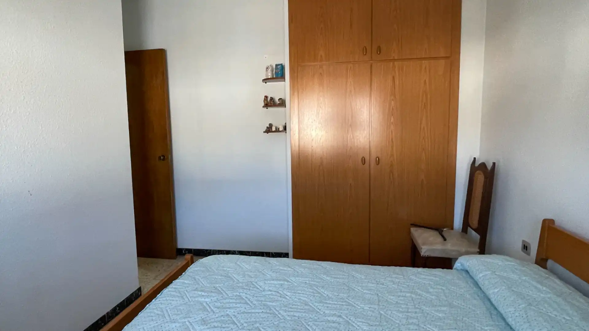 Habitación de Casa adosada en venta en Olot, Girona