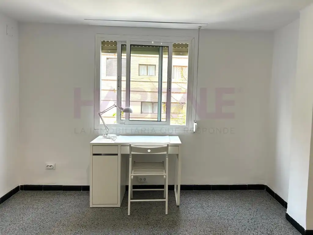 Bedroom of Flat for rent in Valencia  with Furnished