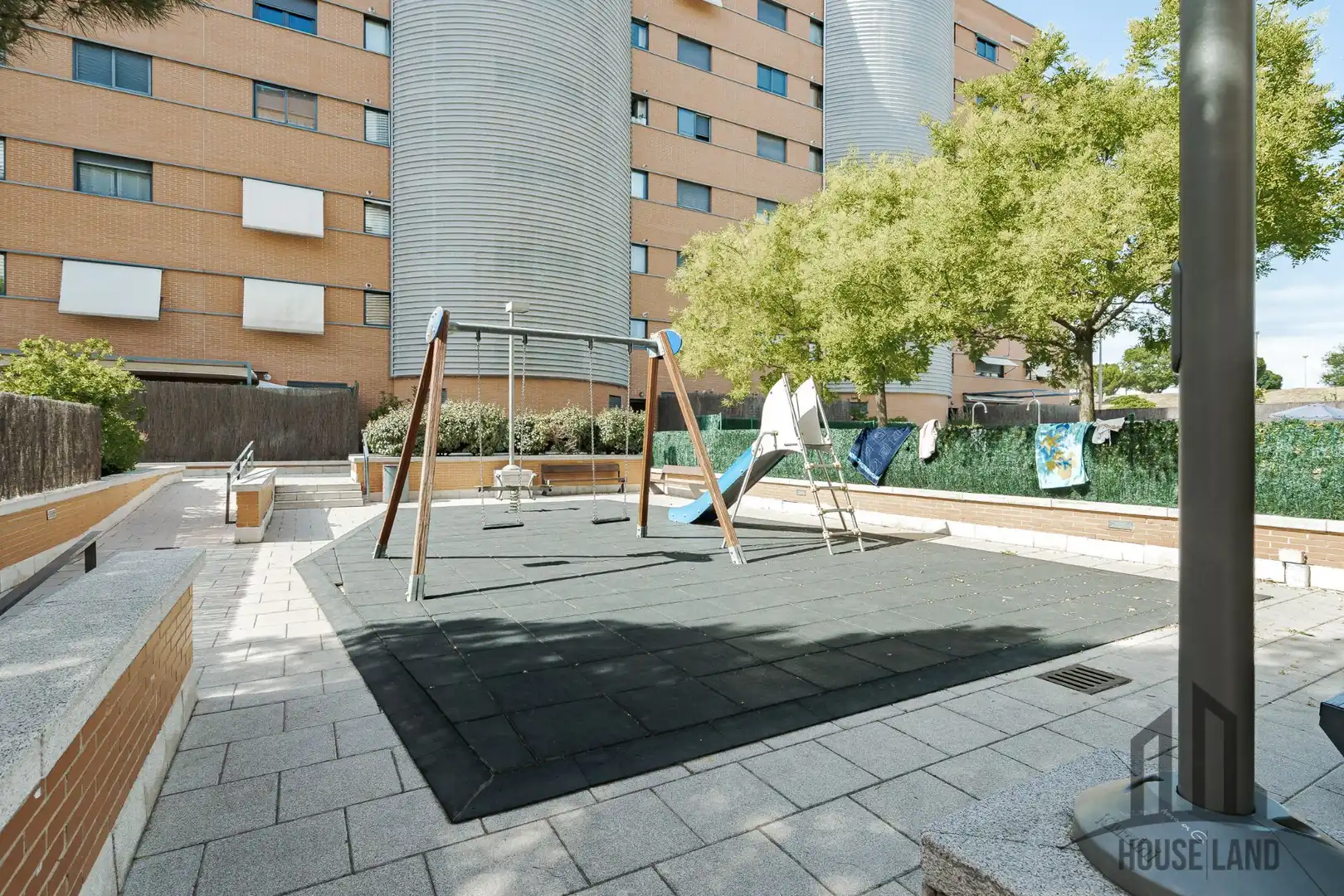 Terrassa de Pis en venda en Madrid amb Calefacció i Piscina comunitària