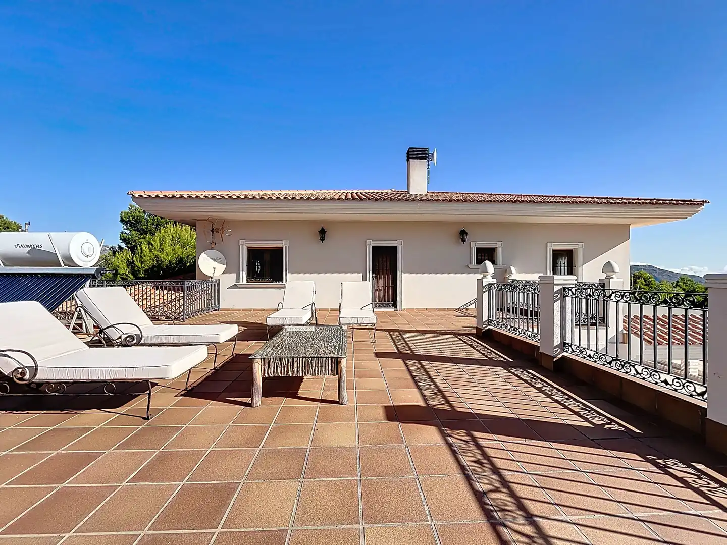 Terraza de Casa o chalet en venta en La Nucia con Jardín privado, Terraza y Piscina