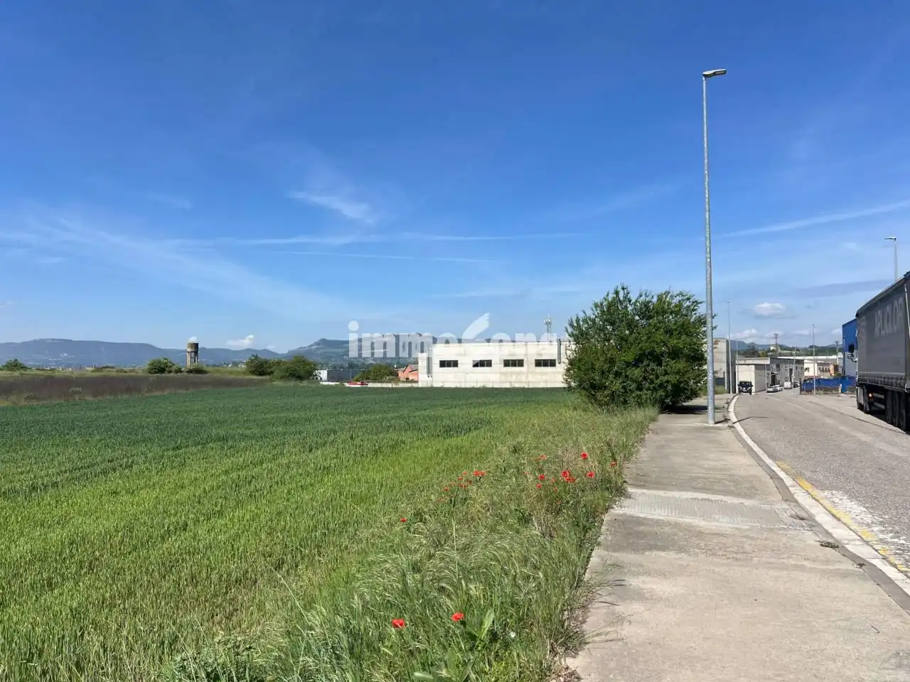 Terreno industrial en venta en Manlleu