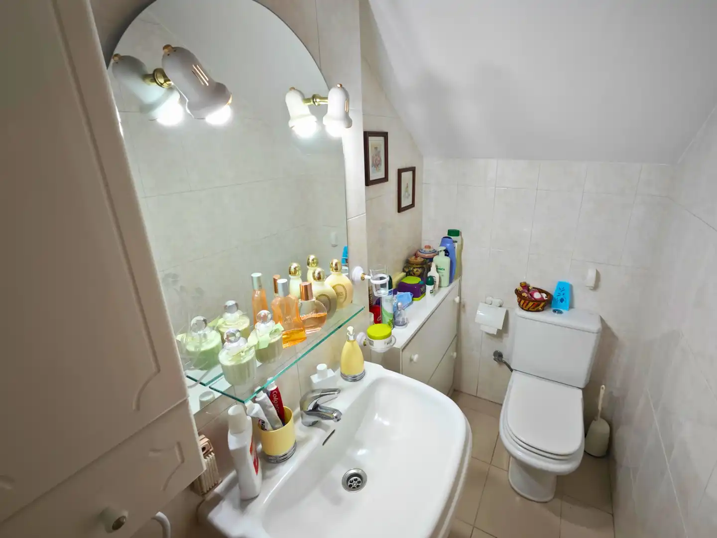 Bathroom of Detached homes for sale in Parla  with Air Conditioner, Heating and Private garden