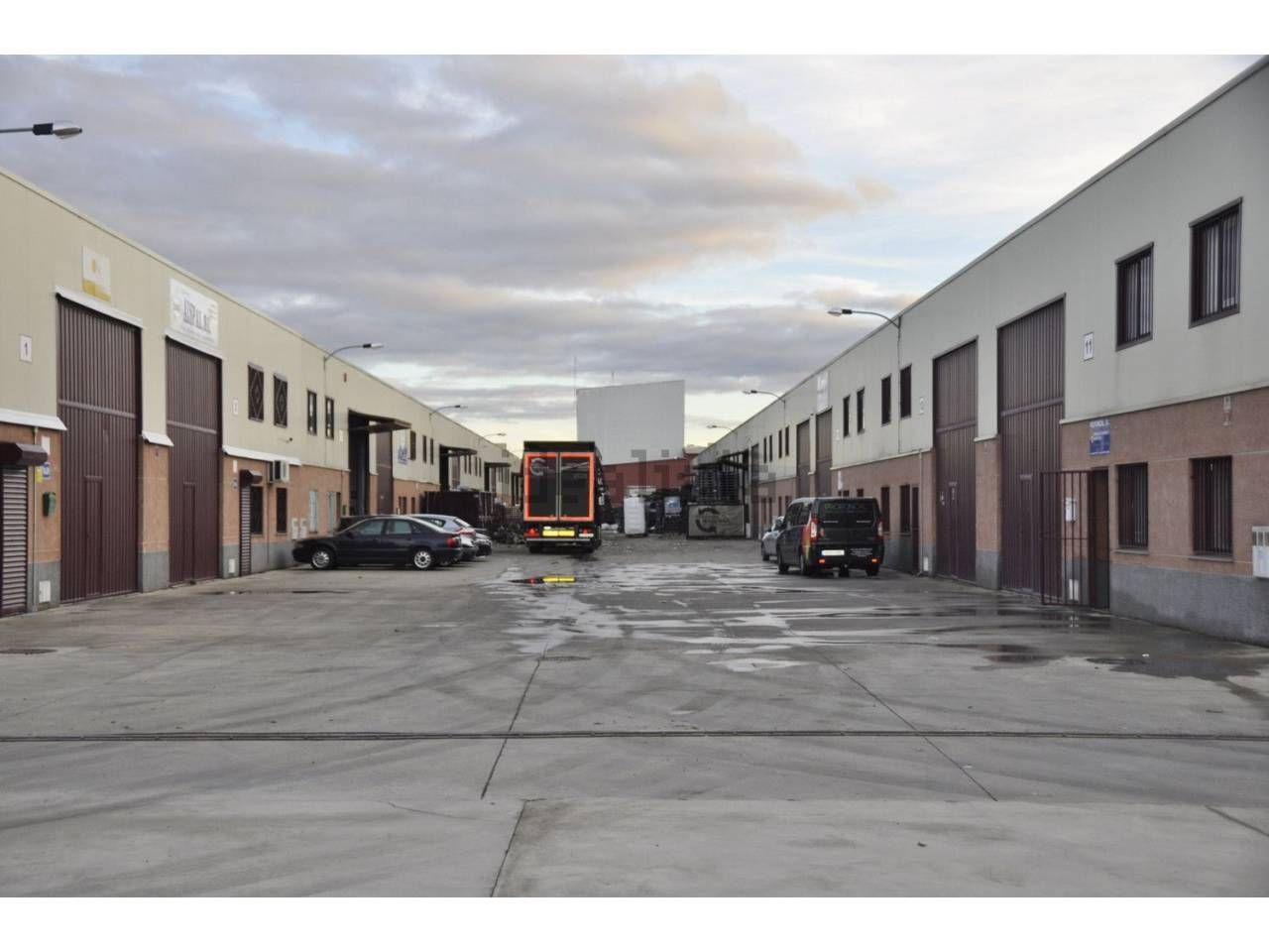 Exterior view of Industrial buildings for sale in Villamuriel de Cerrato