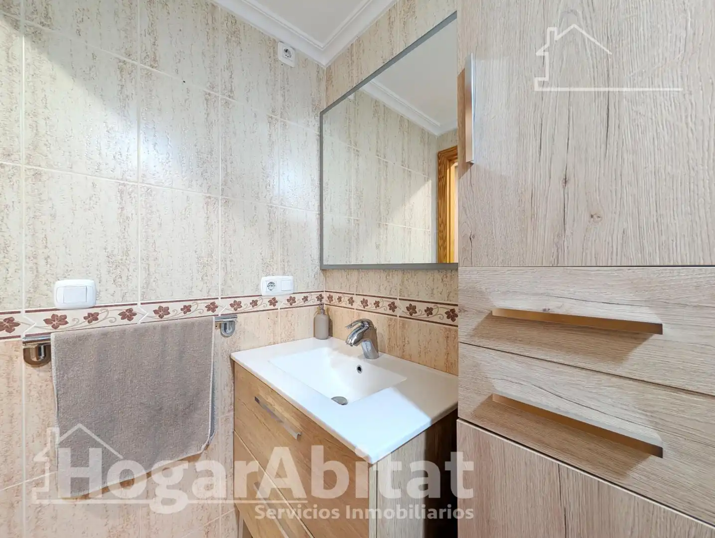 Baño de Piso en venta en Santa Pola con Aire acondicionado, Calefacción y Amueblado