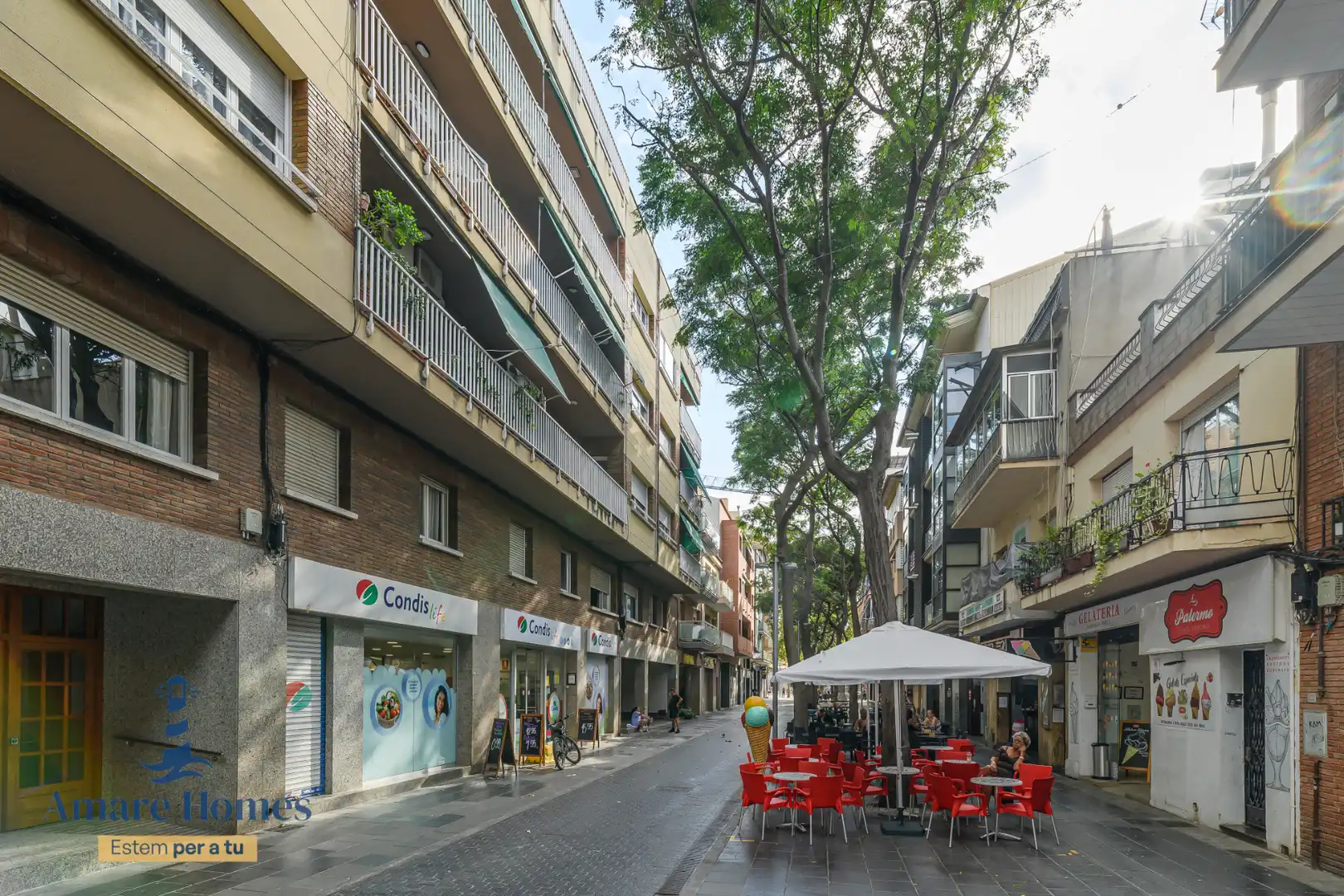 Vista exterior de Ático en venta en Castelldefels con Terraza y Horno