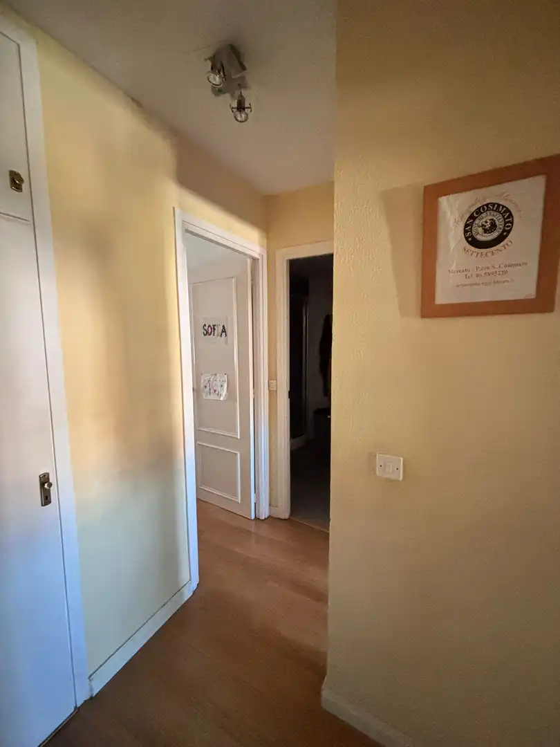 Flat for sale in Sevilla  with Air Conditioner and Community pool