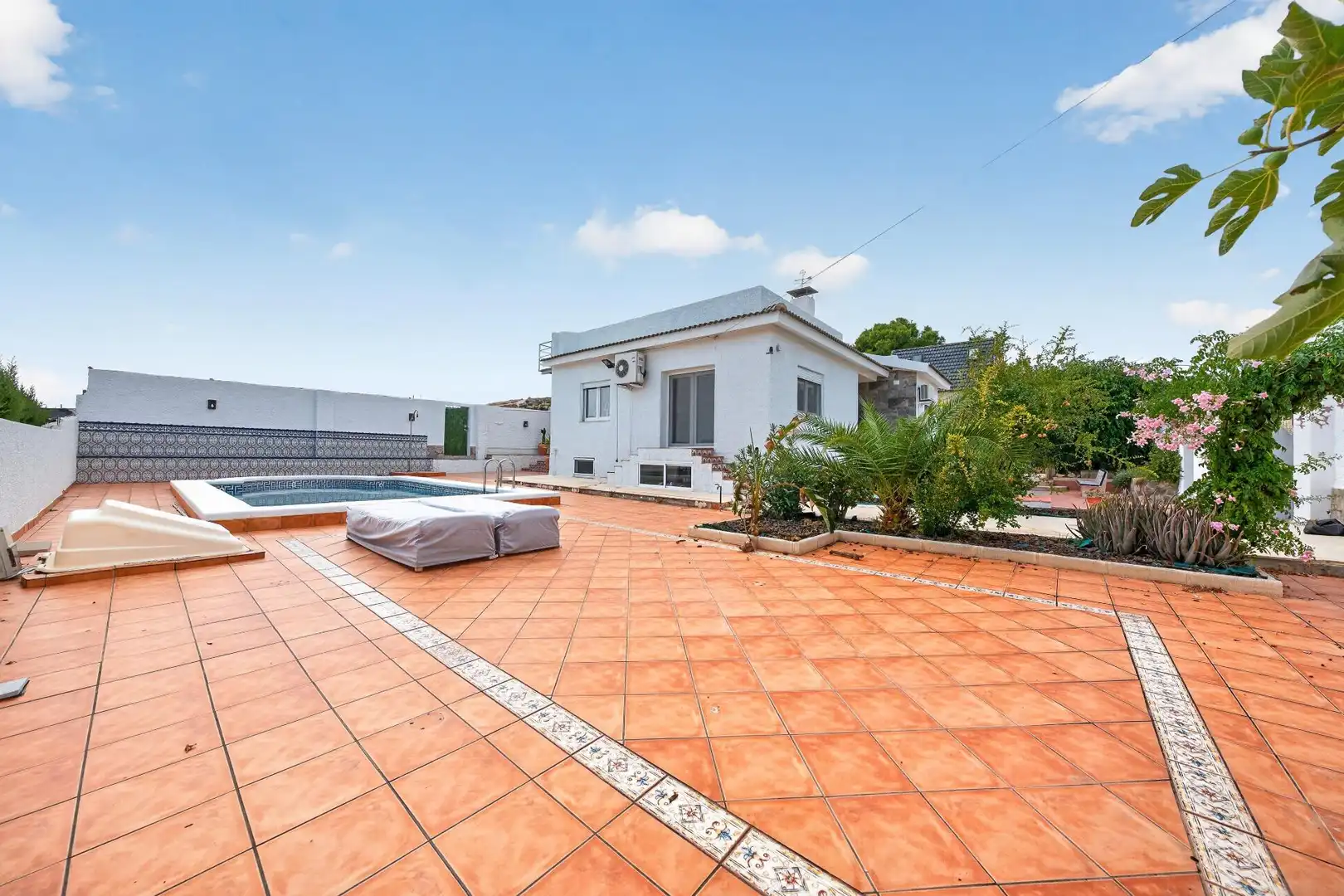 Exterior view of Houses for sale in Centro  