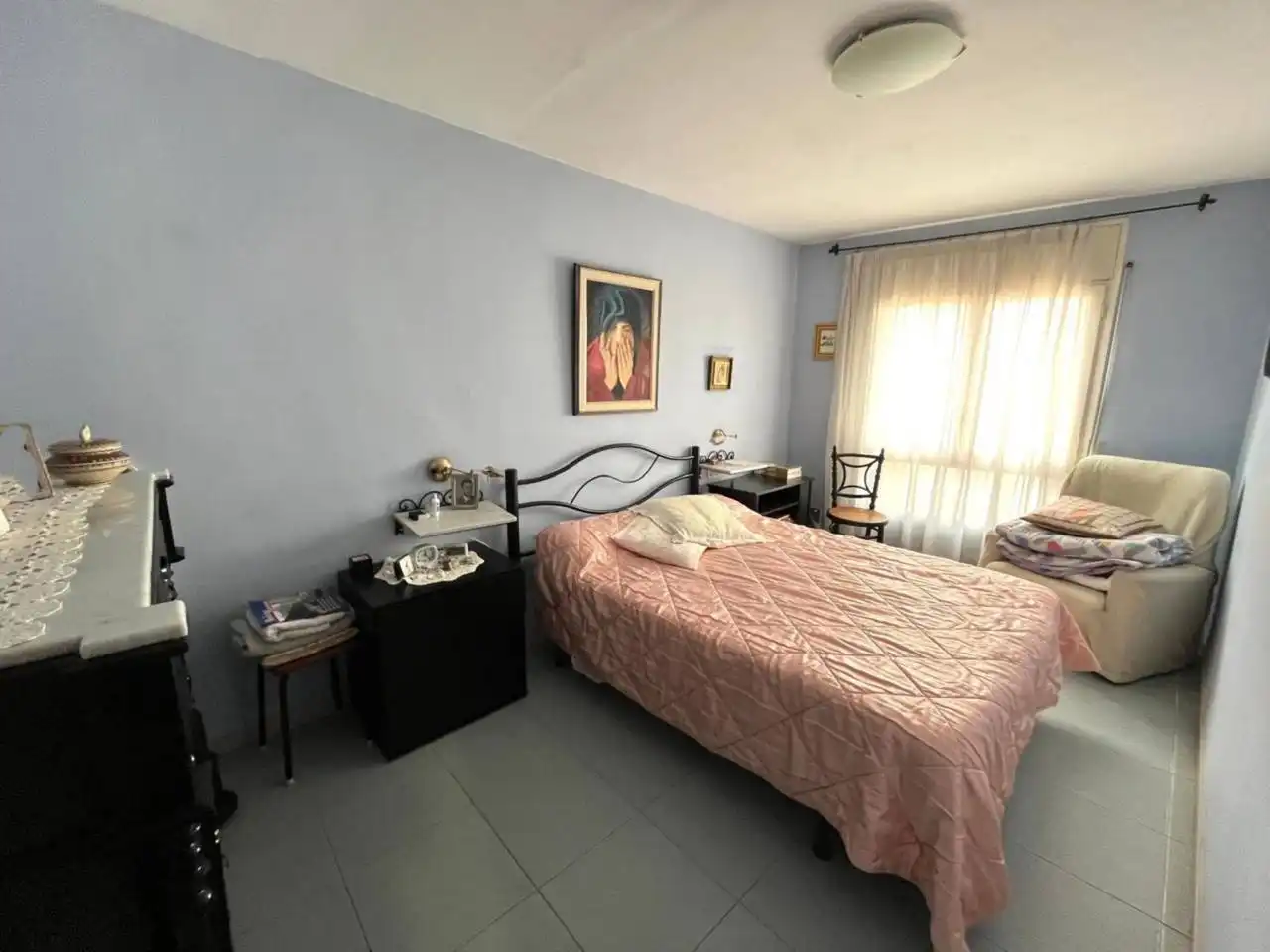 Habitación de Casa o chalet en venta en Girona con Aire acondicionado, Calefacción y Jardín privado