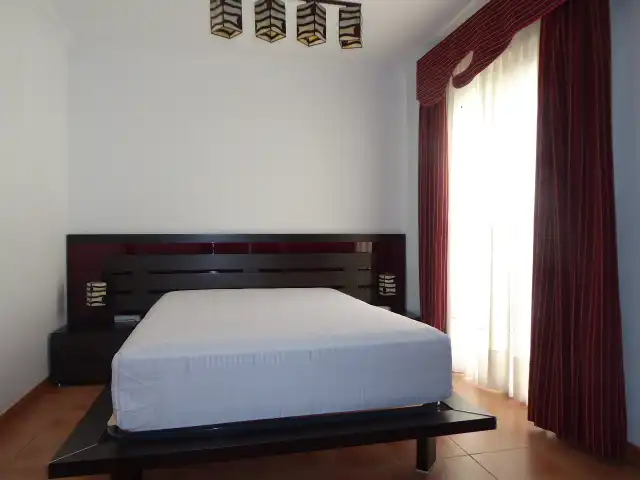 Habitación de Casa adosada de alquiler en Alhaurín de la Torre con Aire acondicionado, Terraza y Amueblado