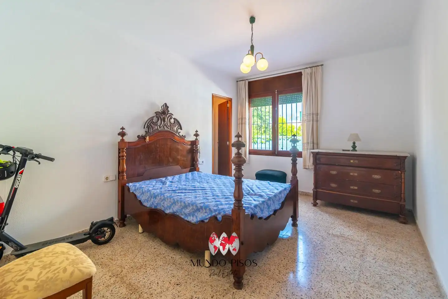 Schlafzimmer von Erdgeschoss zum Verkauf in  Palma de Mallorca mit Klimaanlage, Heizung und Terrasse