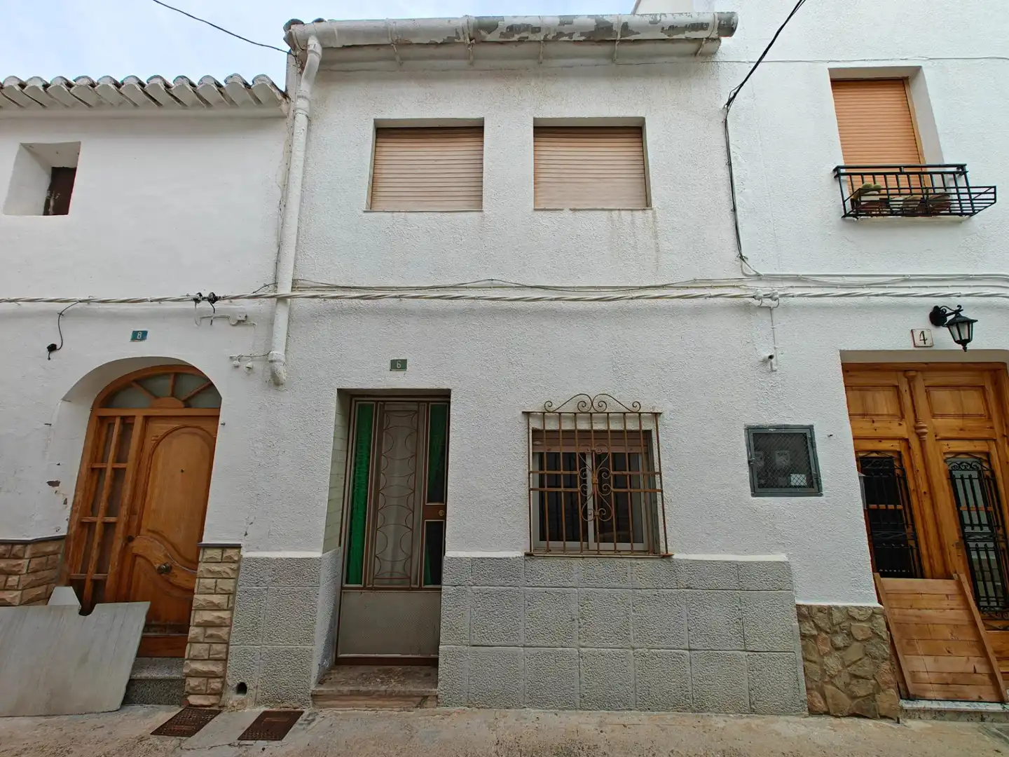 Exterior view of Houses for sale in Yátova  with Terrace, Storage room and Furnished