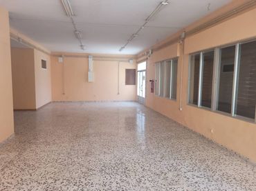 Business premises for sale in Baza